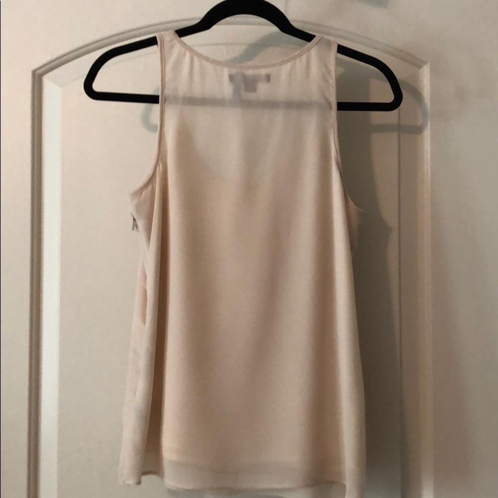 💛 Asymmetrical Ruffle Tank 💛 - Picture 3 of 8